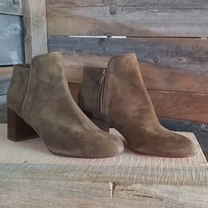 Andrea Gomez Ankle Boots